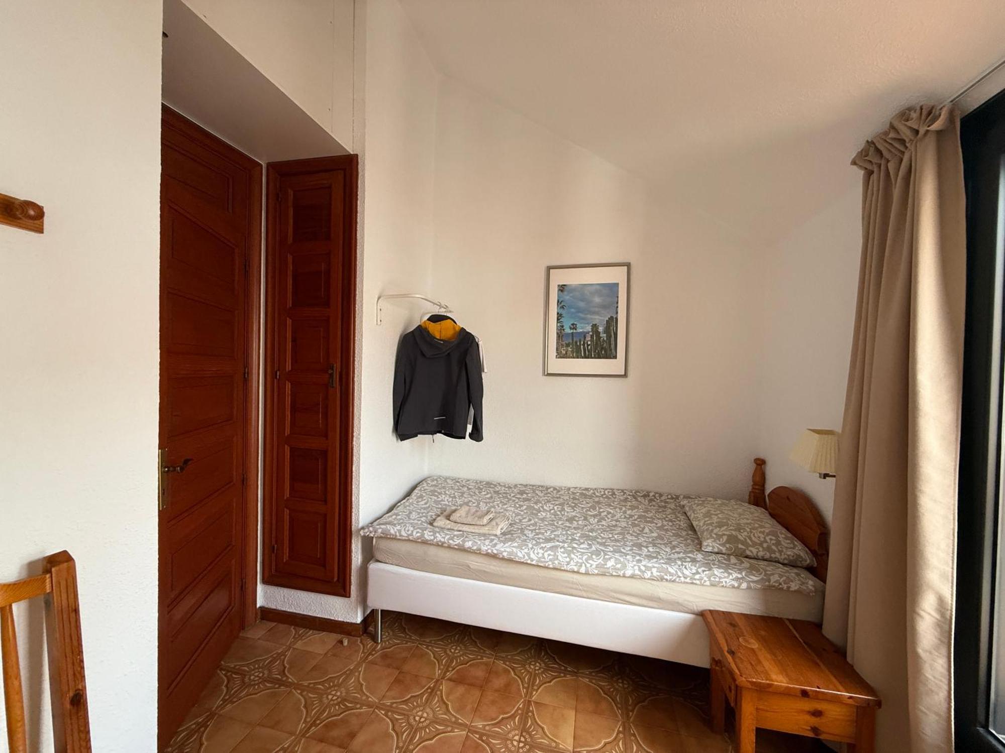 Sunny 2-Bedroom Apartment In Parque Santiago II Playa de las Americas  Bagian luar foto