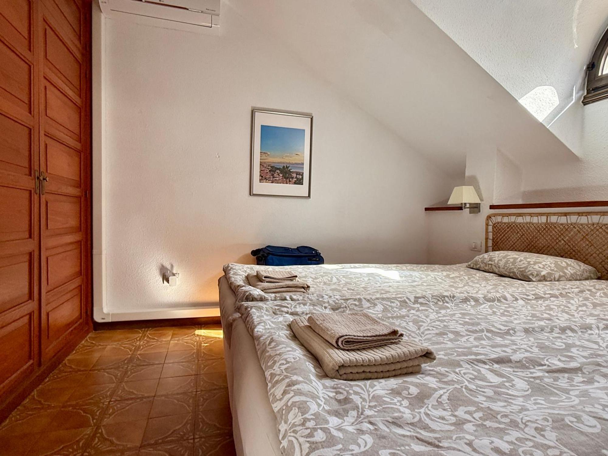 Sunny 2-Bedroom Apartment In Parque Santiago II Playa de las Americas  Bagian luar foto